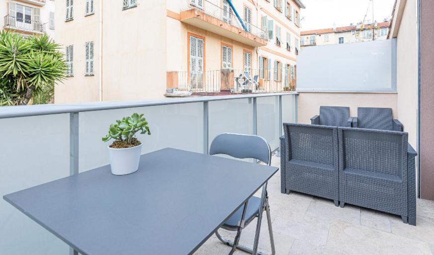 Studio Cozy Avec Terrasse N12 Ницца Экстерьер фото